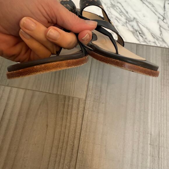 Cole Haan Women's Anica Thong Embossed Snake Print Leather Sandal Flat 8.5 - Picture 3 of 6